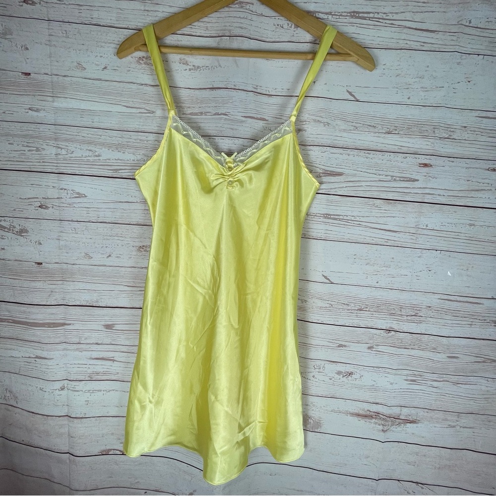 Morgan Taylor Intimates Nightgown Womens Sz M Satin Lingerie Yellow Nightie